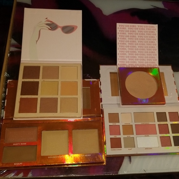 Huge Rose Gold Makeup Set - Picture 3 of 5